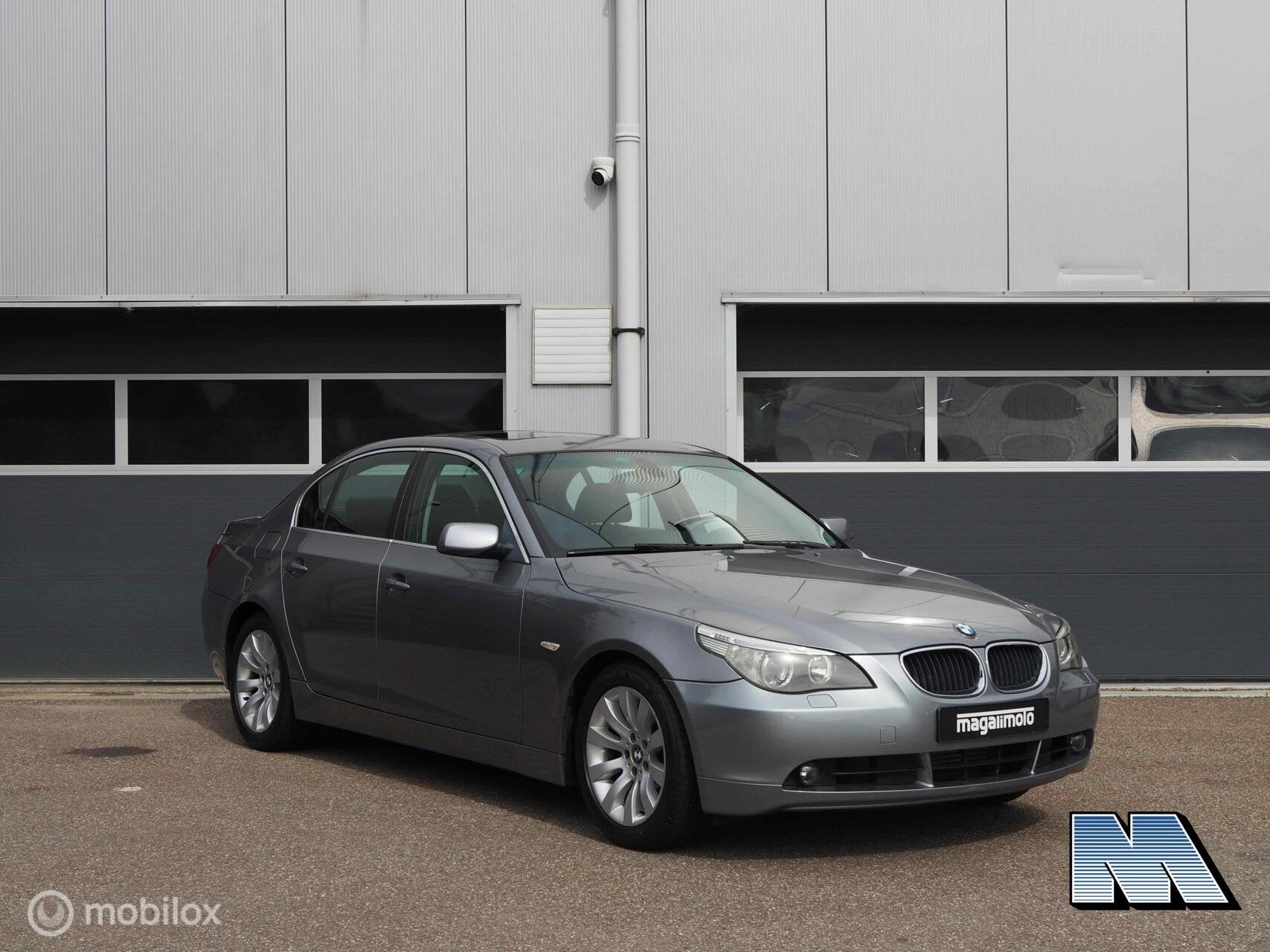 BMW 5-serie E60 530i Executive | Youngtimer | M54 | Leer |, Auto's, Automaat, Achterwielaandrijving, Gebruikt, 2000 kg