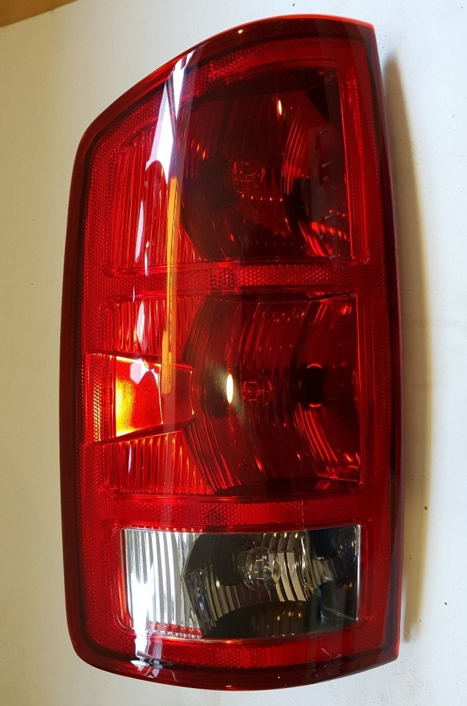 Dodge Ram  achterlicht 2002-2006, Amerikaanse onderdelen, Nieuw, Tycsales@tyc.com.tw, Ophalen of Verzenden