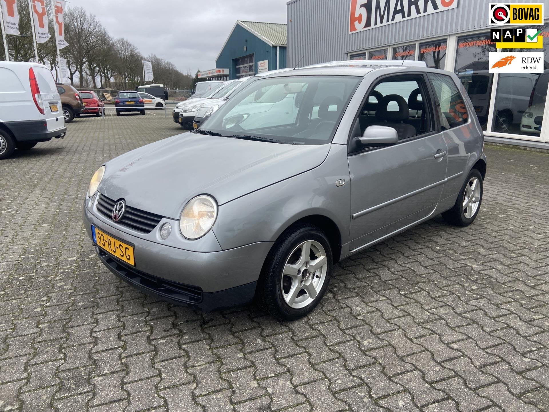 Volkswagen Lupo 1.4 Athene, Voorwielaandrijving, Gebruikt, Zwart, 4 cilinders