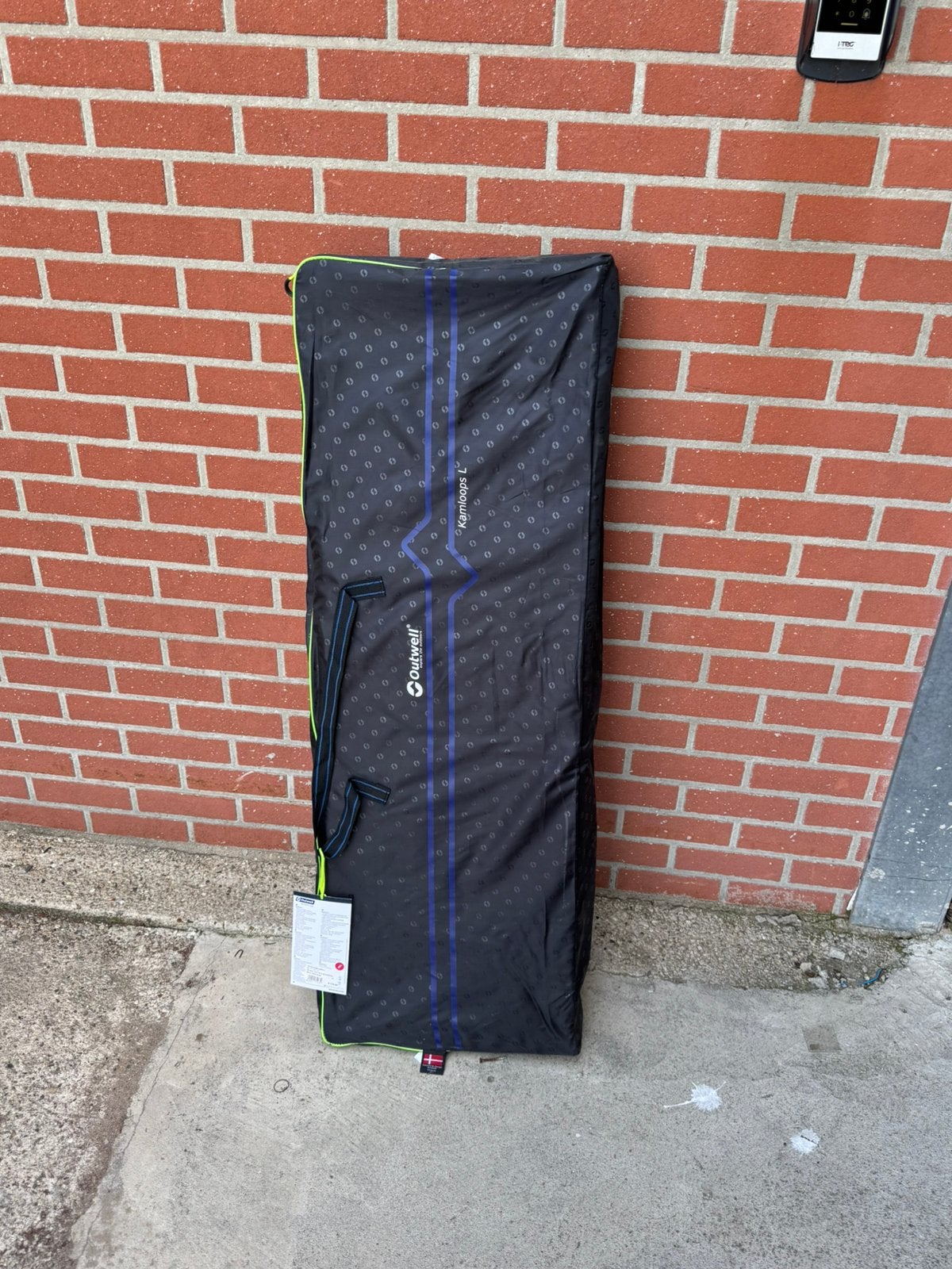 Outwell Kamloops L inklapbare campingtafel – Nee €179, Ophalen, Nieuw, Campingtafel