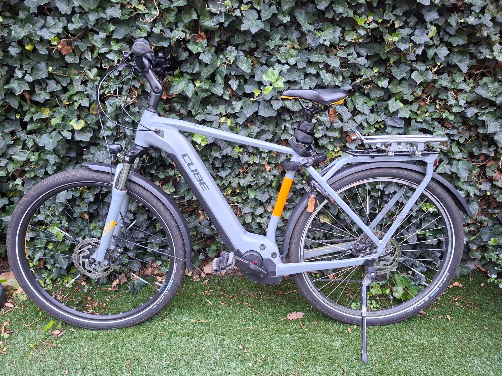 Cube Hybrid Touring Pro 625 E-bike, Ophalen, Gebruikt, Cube, 50 km per accu of meer