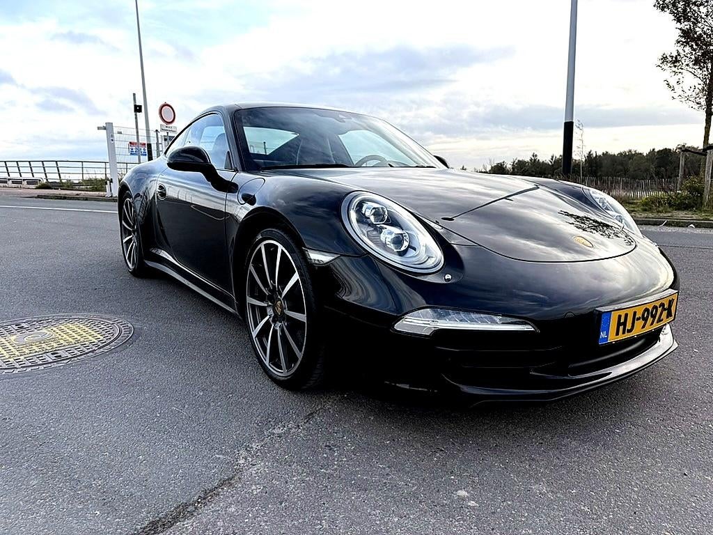 Porsche 911 Carrera 4 (991.1) Black Edition – eind 2015, Auto's, Porsche, Automaat, USB, 74 €/maand, 4 stoelen