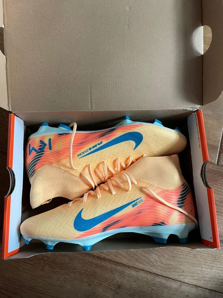 Nieuw! Nike voetbalschoenen Zoom Mercurial Mbappe.Mt 43, Sport en Fitness, Voetbal, Ophalen of Verzenden