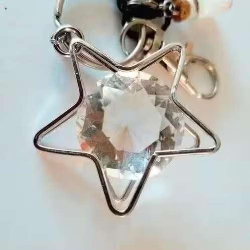 'Protect by a Witch': handgemaakte sleutel/tas hanger, Ophalen of Verzenden, Nieuw, Sieraad, Natuurreligies