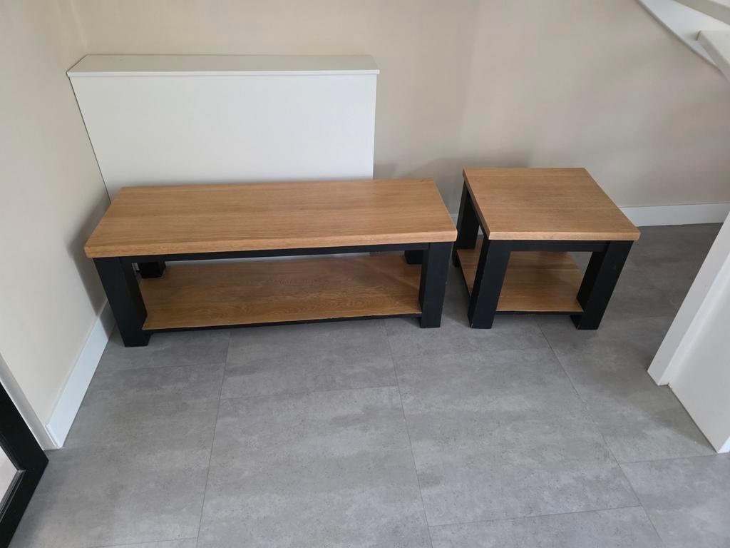 Set van TV-meubel en bijzettafel - Hout en Zwart, Overige houtsoorten, Gebruikt, 100 tot 150 cm, Modern, Industrieel