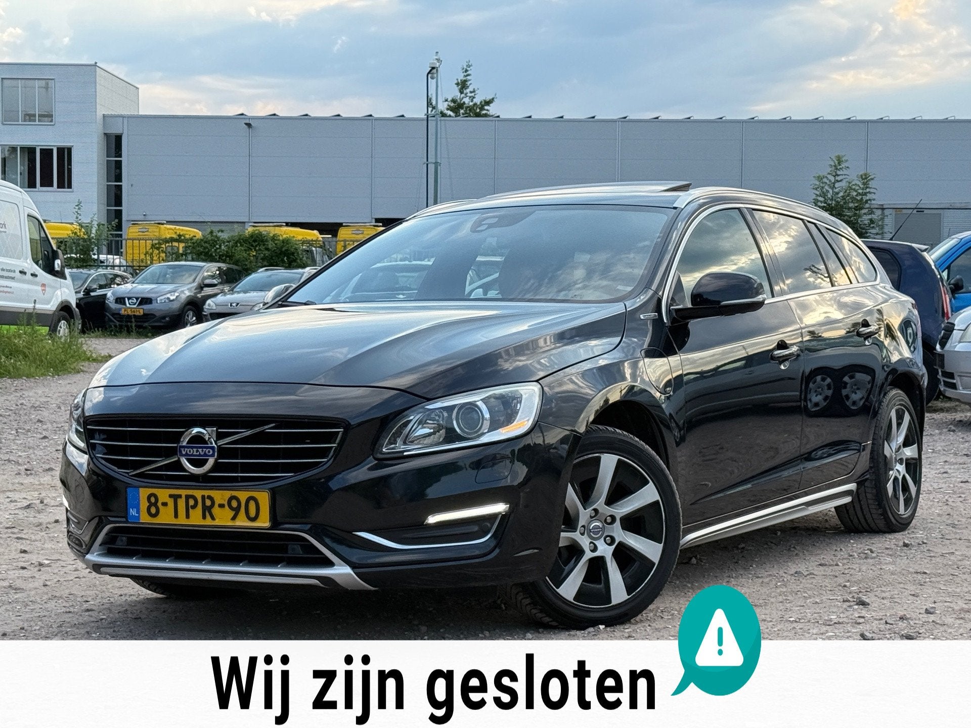 Volvo V60 2.4 D6 AWD Plug-In Hybrid Summum/DAK/LED, Auto's, Automaat, Zwart, Vierwielaandrijving, Automatische klimaatregeling