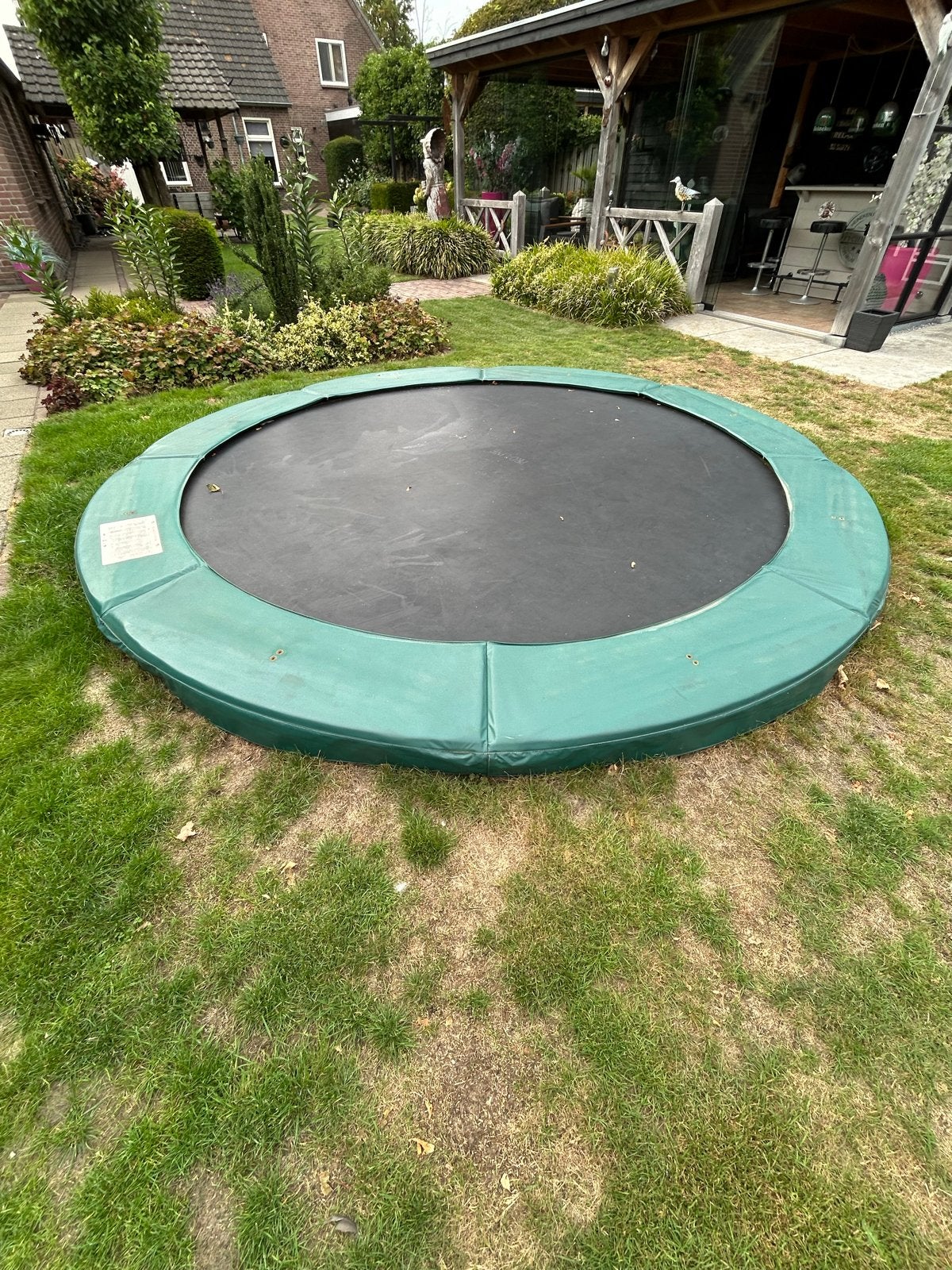Grote ingegraven trampoline voor de tuin, Ophalen, Gebruikt
