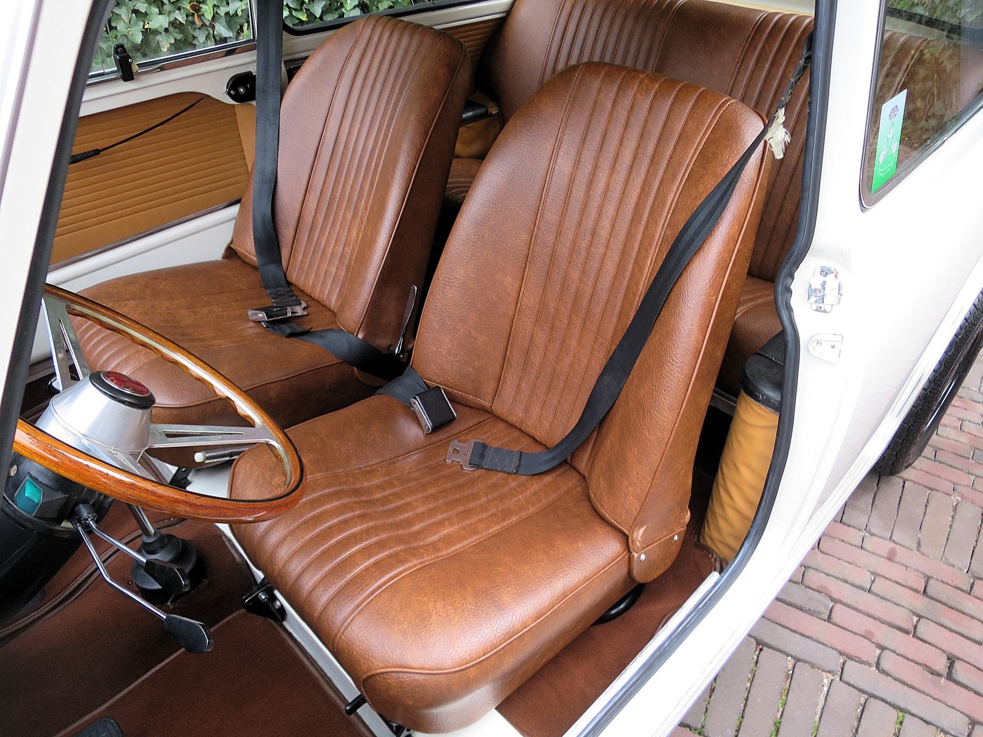 MINI Mini Authi Morris 1275C met Hydrolastic, Leder, schijfr, Auto's, Oldtimers, 12 maanden, Wit, Leder, Handgeschakeld