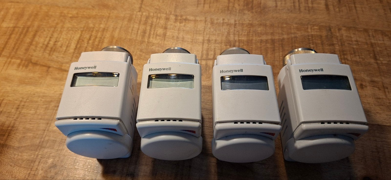 Honeywell HR80 Slimme Thermostaatknop (4 stuks), Ophalen of Verzenden, Slimme thermostaat, Gebruikt