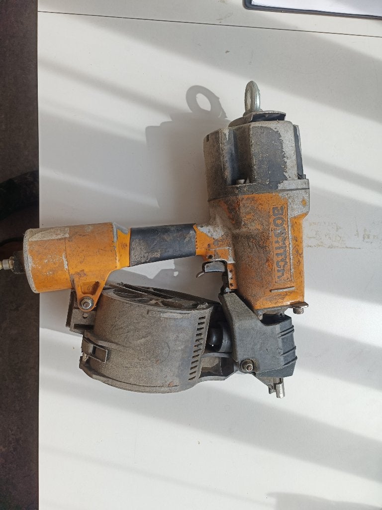 Bostitch Pneumatische Rolspijkermachine – Professioneel, Ophalen of Verzenden, Gebruikt, Tacker/nietmachine, Overige merken