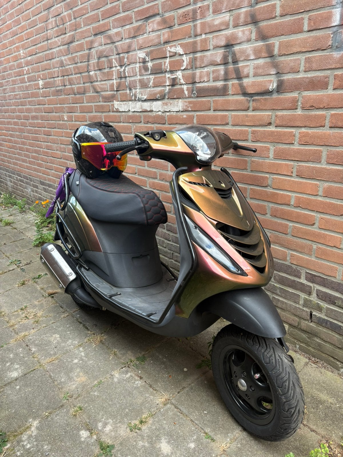 Zip 172cc a1, Ophalen, Zo goed als nieuw, Zip