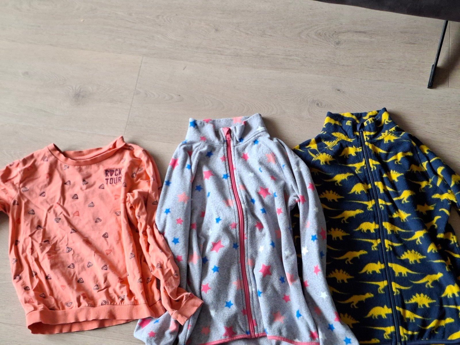 2x vest, 1x trui maat 134/140 H&M/Terstal meisje, Ophalen, Meisje, Terstal, Trui of Vest