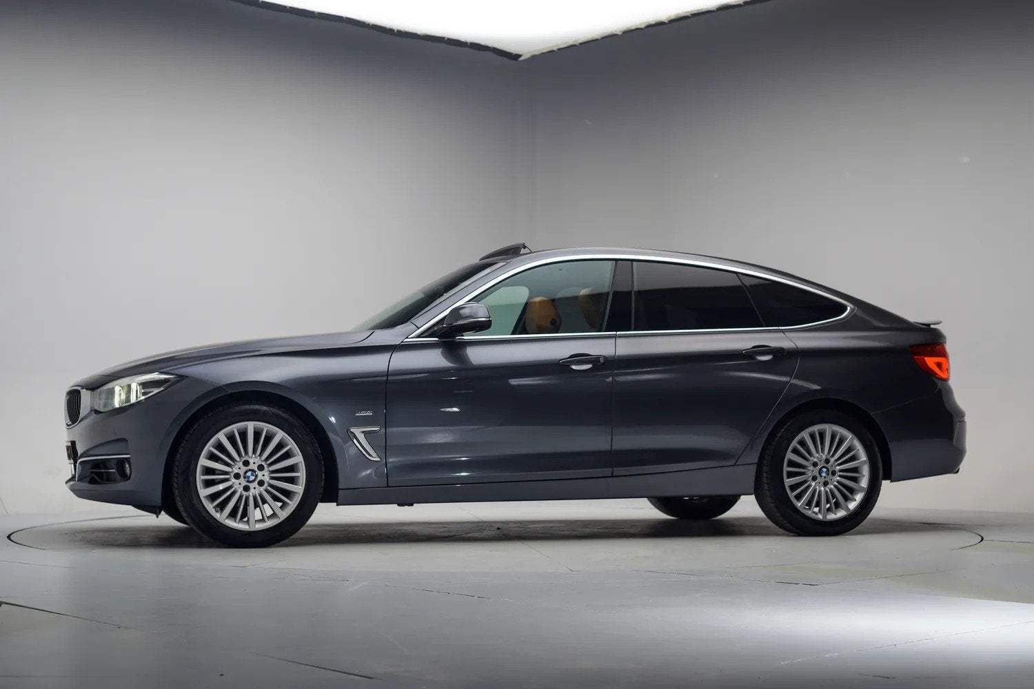 BMW 3-serie GT 320i High Executive Aut. [ Panorama Adapt.cru, Auto's, Automaat, 1998 cc, Gebruikt, 4 cilinders