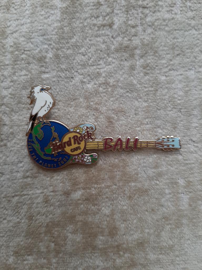 Hard Rock cafe pin Bali - Limited Edition, Ophalen of Verzenden, Zo goed als nieuw, Overige onderwerpen, Speldje of Pin