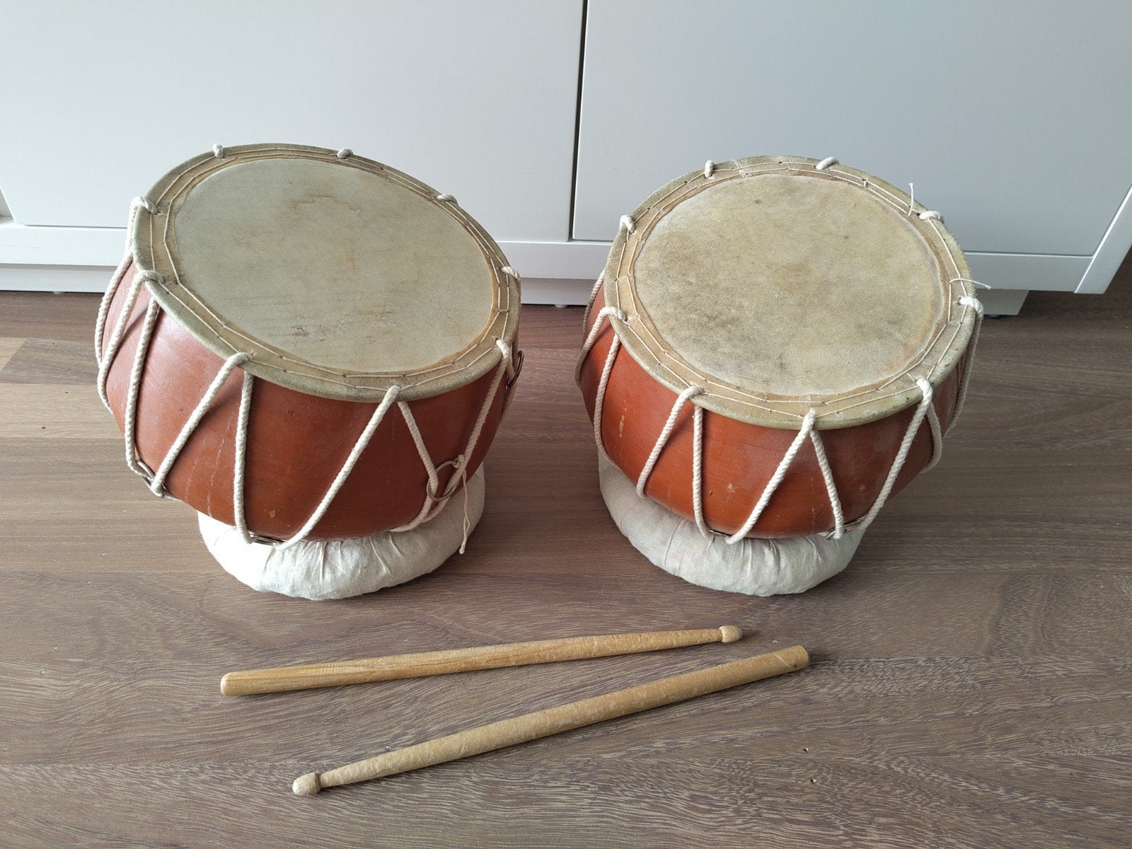 Trommels uit wereldwinkel - Handgemaakte percussie, Ophalen, Gebruikt, Overige merken