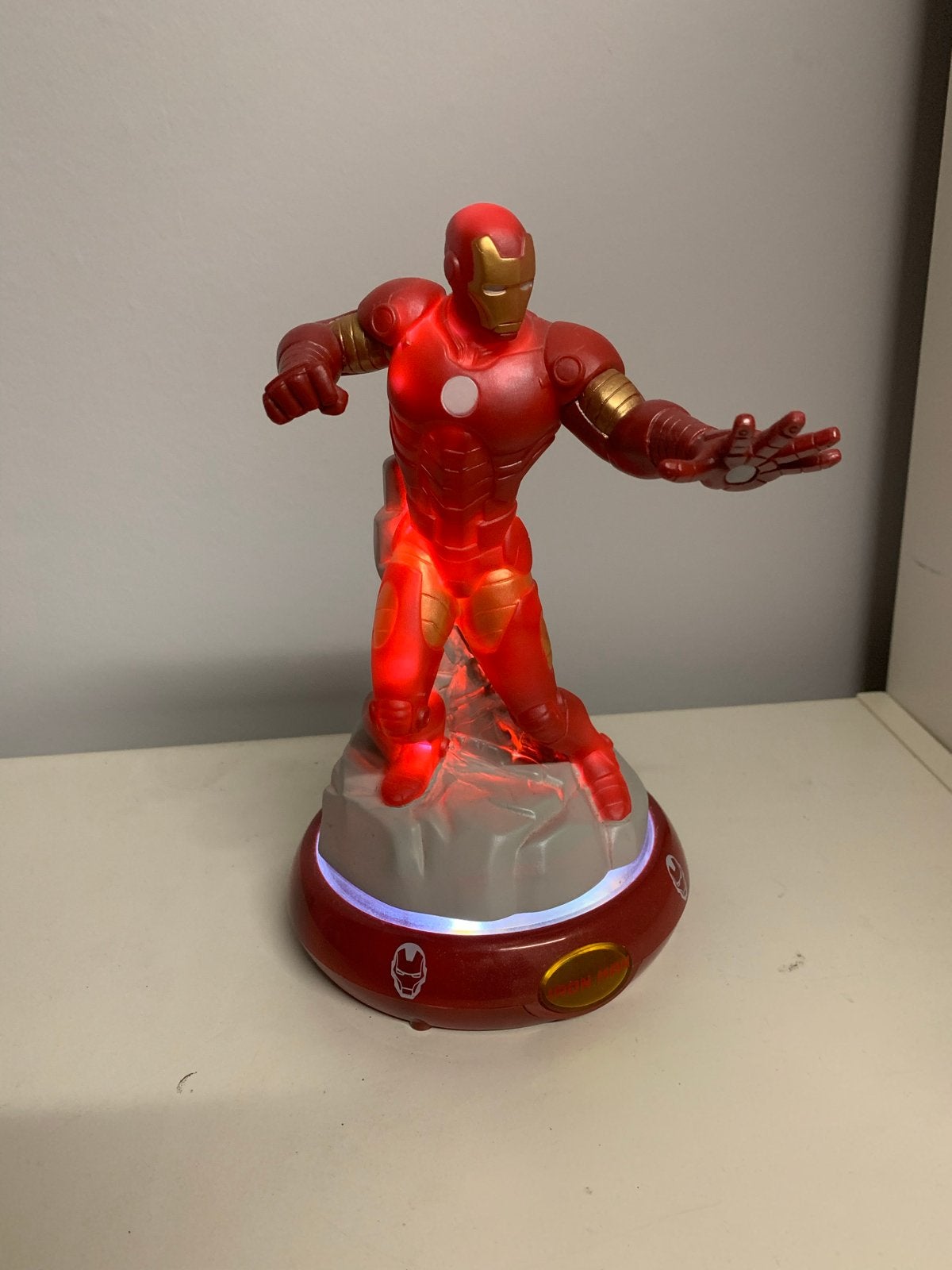 Marvel Avengers Iron Man Nachtlampje 3D Figuur, Kunststof, Overige fittingen, Ophalen of Verzenden, Zo goed als nieuw