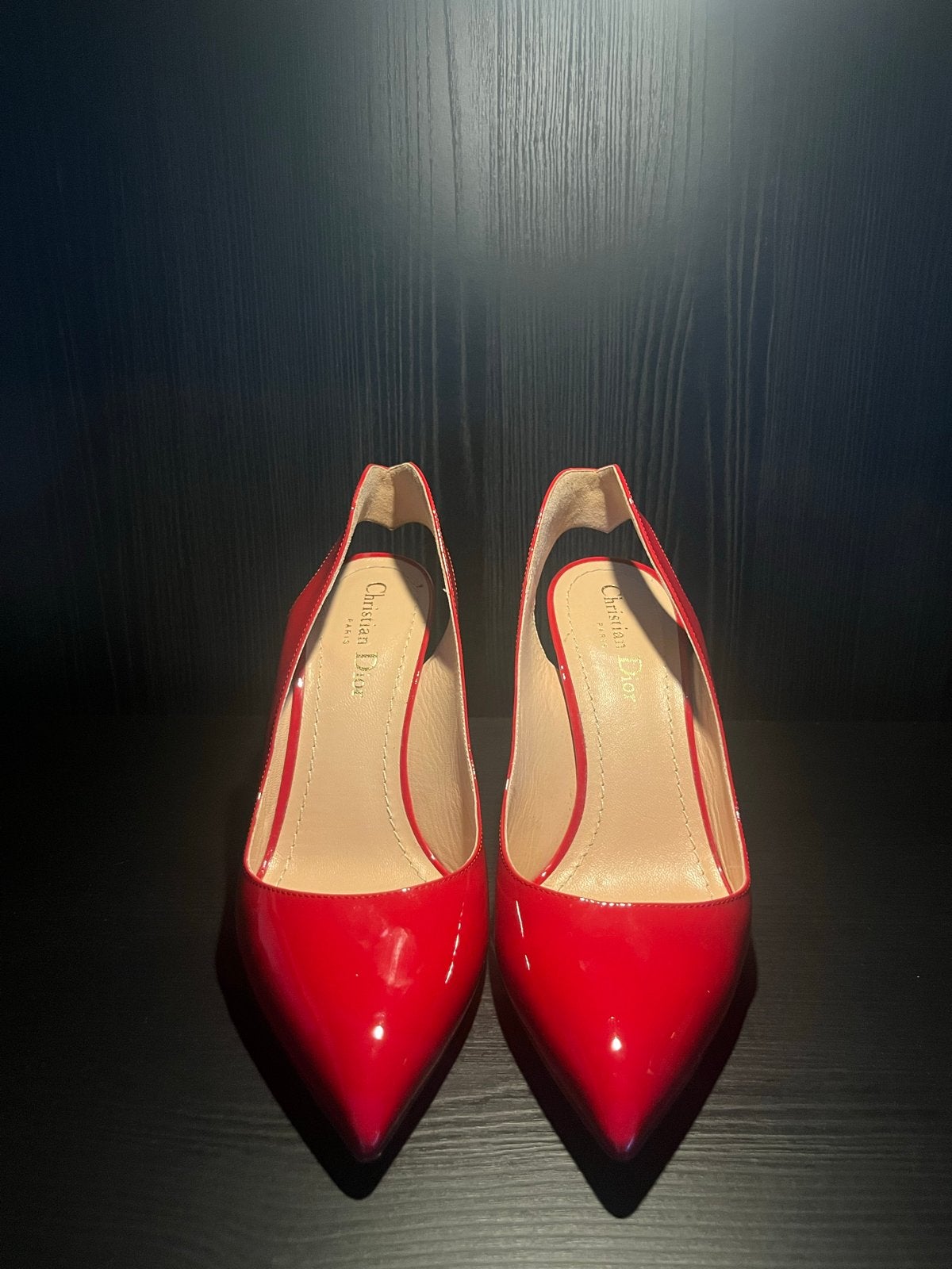 Originele Christian Dior rode lakleren pumps - Maat 38, Pumps, Nieuw, Ophalen of Verzenden, Rood