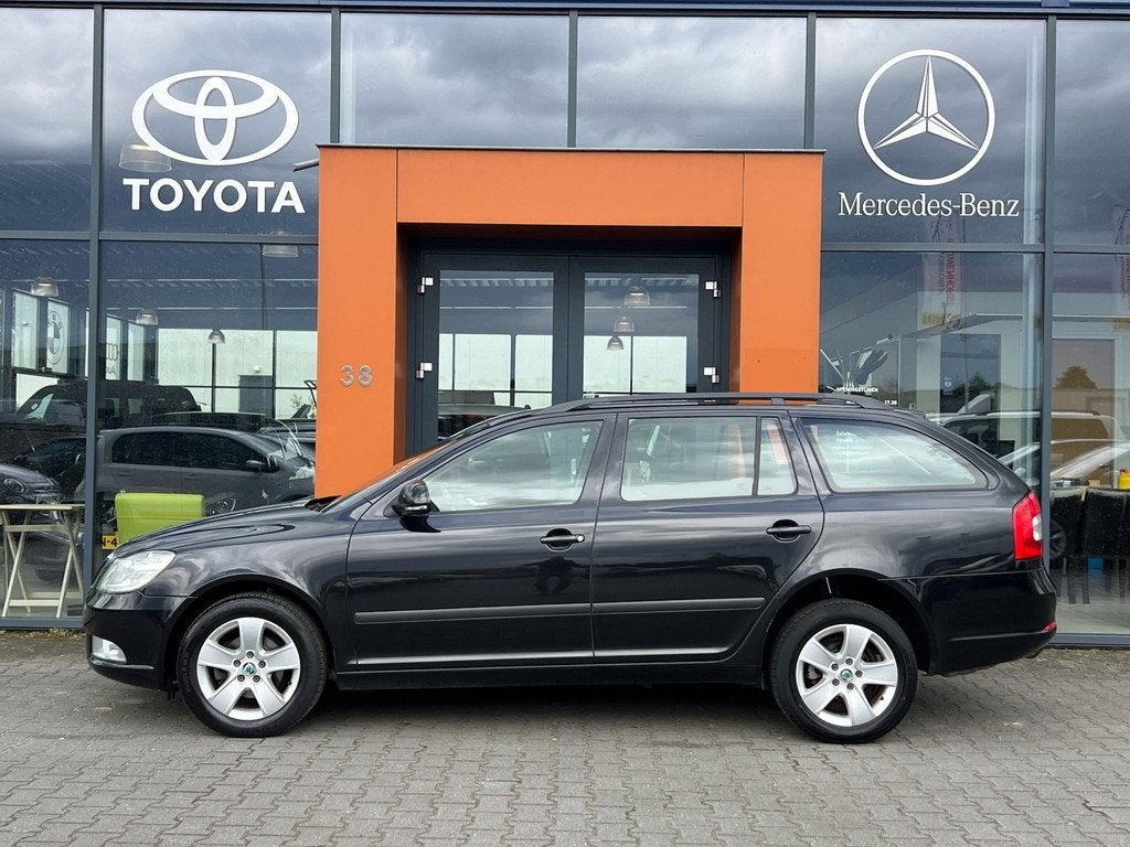 Skoda Octavia Combi 1.2TSI|Trekhaak|PDC|Navigatie|Cruise|NAP, Voorwielaandrijving, Euro 5, Gebruikt, 4 cilinders