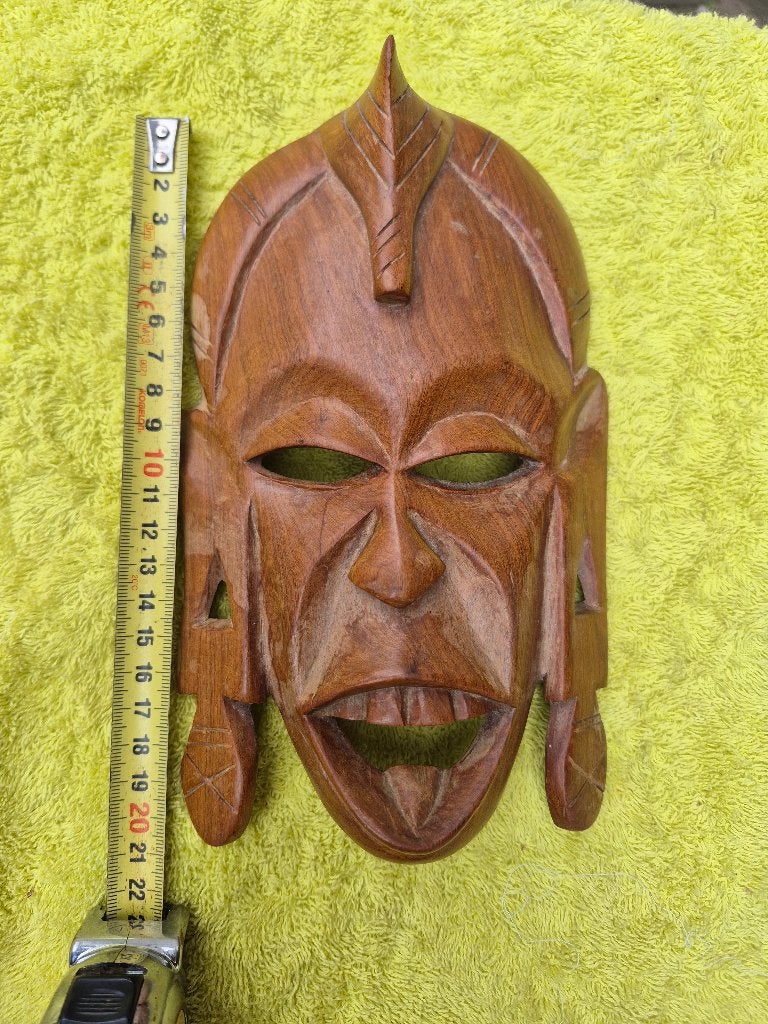 Hand gesneden houten Afrikaans masker, als wanddecoratie., Antiek en Kunst, Ophalen, Houtsnijwerk, Art deco, Handgemaakt