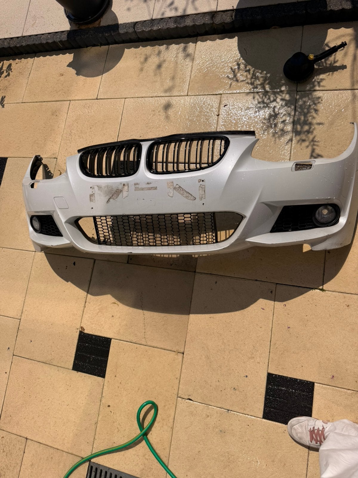 BMW E92/E93 M-pakket voorbumper + wielkuipen links/rechts, Gebruikt, Rechts, Ophalen of Verzenden, Bumper