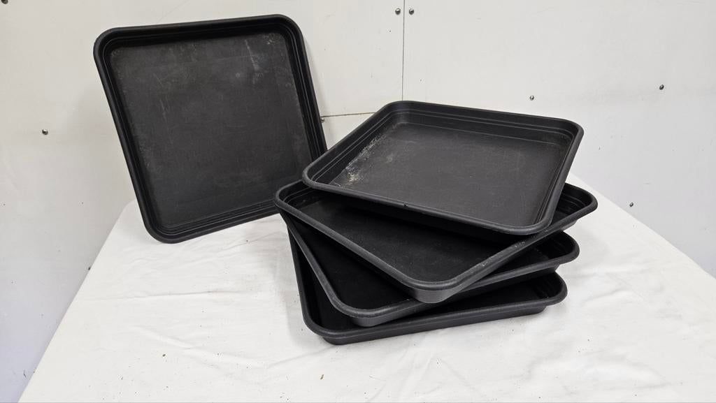 5  kunststof plantenschotels LxBxH 30-30-4 gebruikt, Ophalen, Kunststof, Gebruikt, Minder dan 30 cm