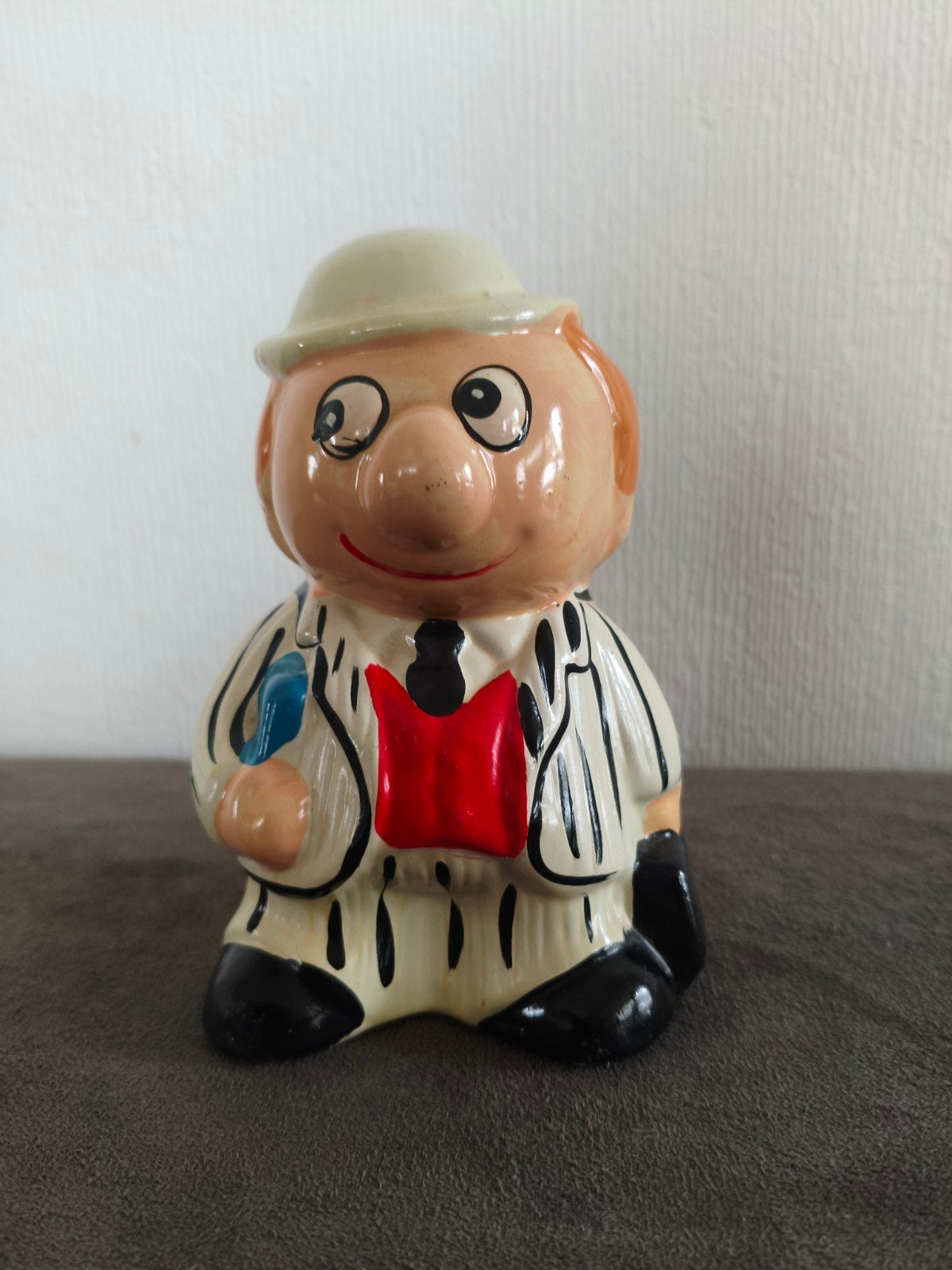 Vintage Spaarpot Man met Hoed - 15 cm hoog, Ophalen of Verzenden, Gebruikt, Steen, Aardewerk of Keramiek, Overige thema's