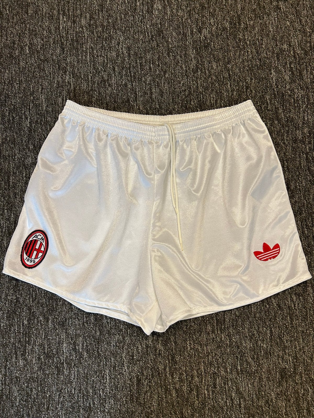 AC Milan Vintage Adidas Voetbalbroekje, Kleding | Heren, Wit, Maat 56/58 (XL), Ophalen of Verzenden, Zo goed als nieuw