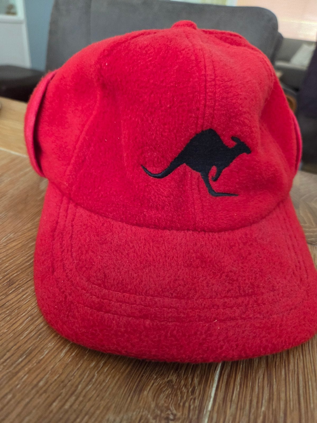 Rode Winfield Pet met Kangoeroe Logo, Kleding | Dames, Ophalen, Winfield, One size fits all, Pet