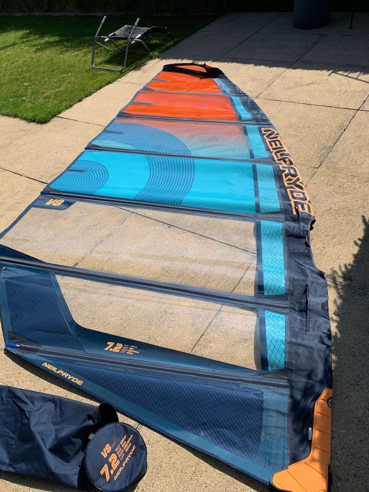 NeilPryde V8 windsurfzeilen - Diverse maten en jaren, -, Ophalen of Verzenden, Zo goed als nieuw, Neil Pryde