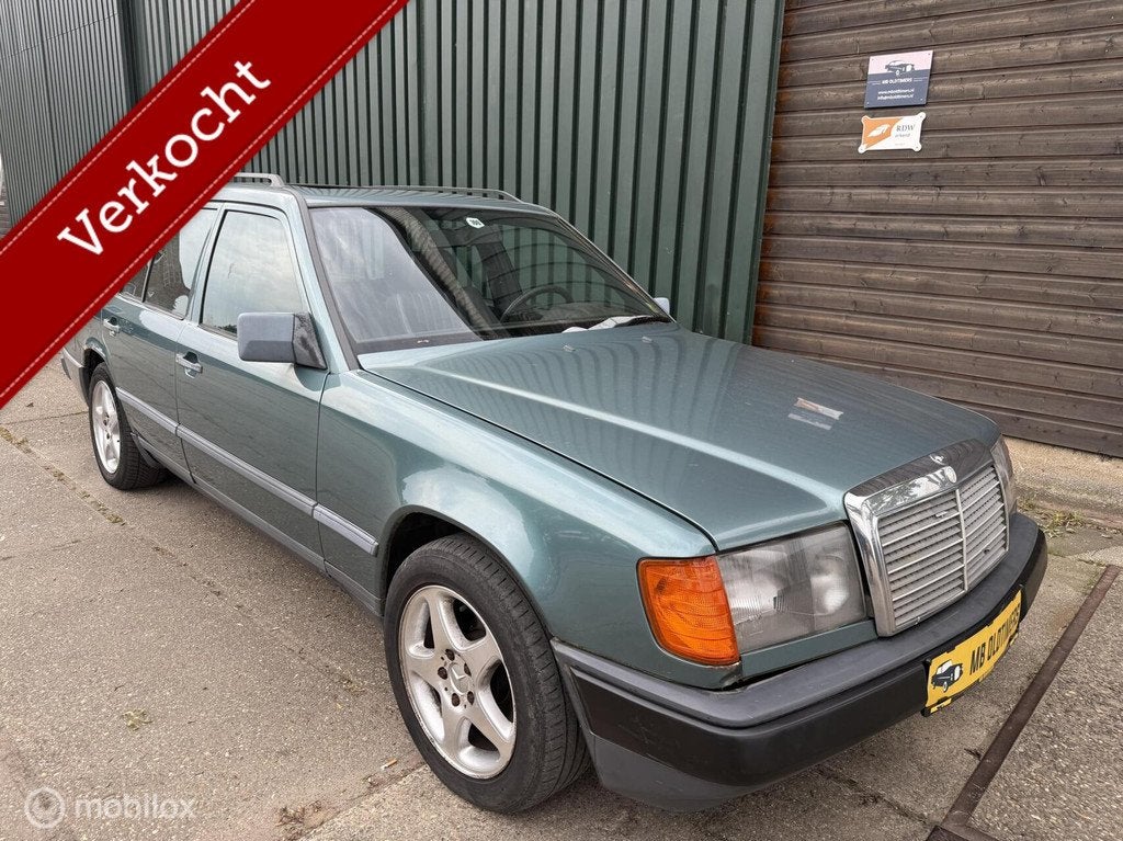 Mercedes-Benz W124 300 TD Leder 02-1987, Auto's, Oldtimers, Bedrijf, ABS, Centrale vergrendeling, Lederen bekleding, Mercedes-Benz