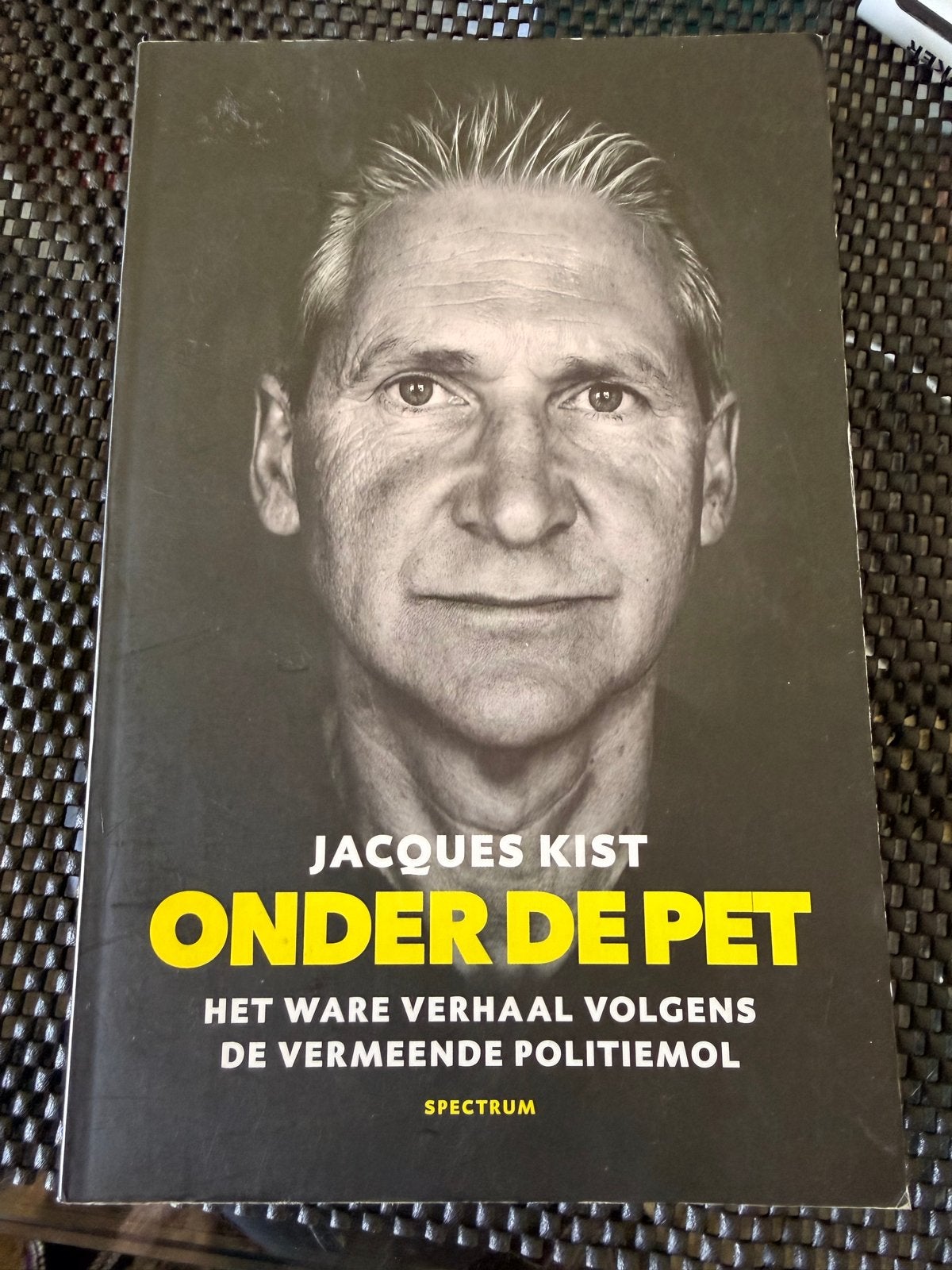 Onder de Pet - Jacques Kist (Gloednieuw), Boeken, Biografieën, Nieuw, Politiek, Ophalen of Verzenden