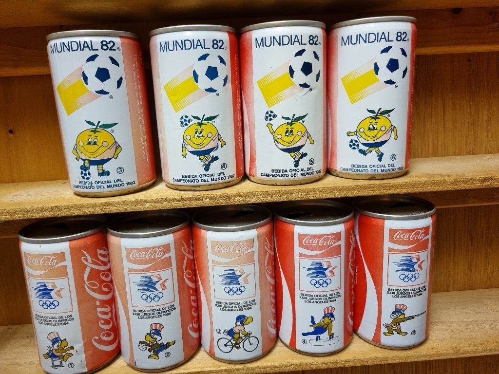 Lege blikjes voetbal 1982, Ophalen of Verzenden, Gebruikt, Overige