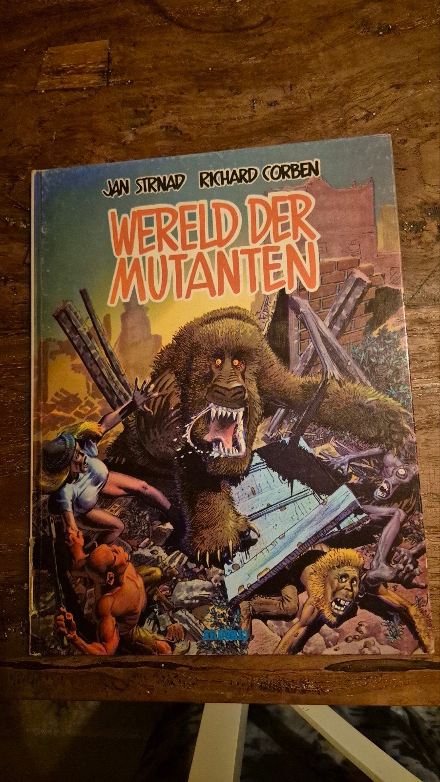 Wereld der Mutanten – Richard Corben & Jan Strnad Hardcover, Eén stripboek, Ophalen of Verzenden, Jan Strnad, Richard Corben