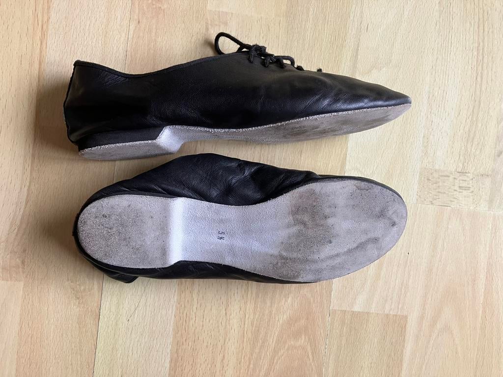 Papillon zwarte leren dansschoenen mt 38,5 izgs, Sport en Fitness, Dansen, Ophalen of Verzenden, Gebruikt, Schoenen