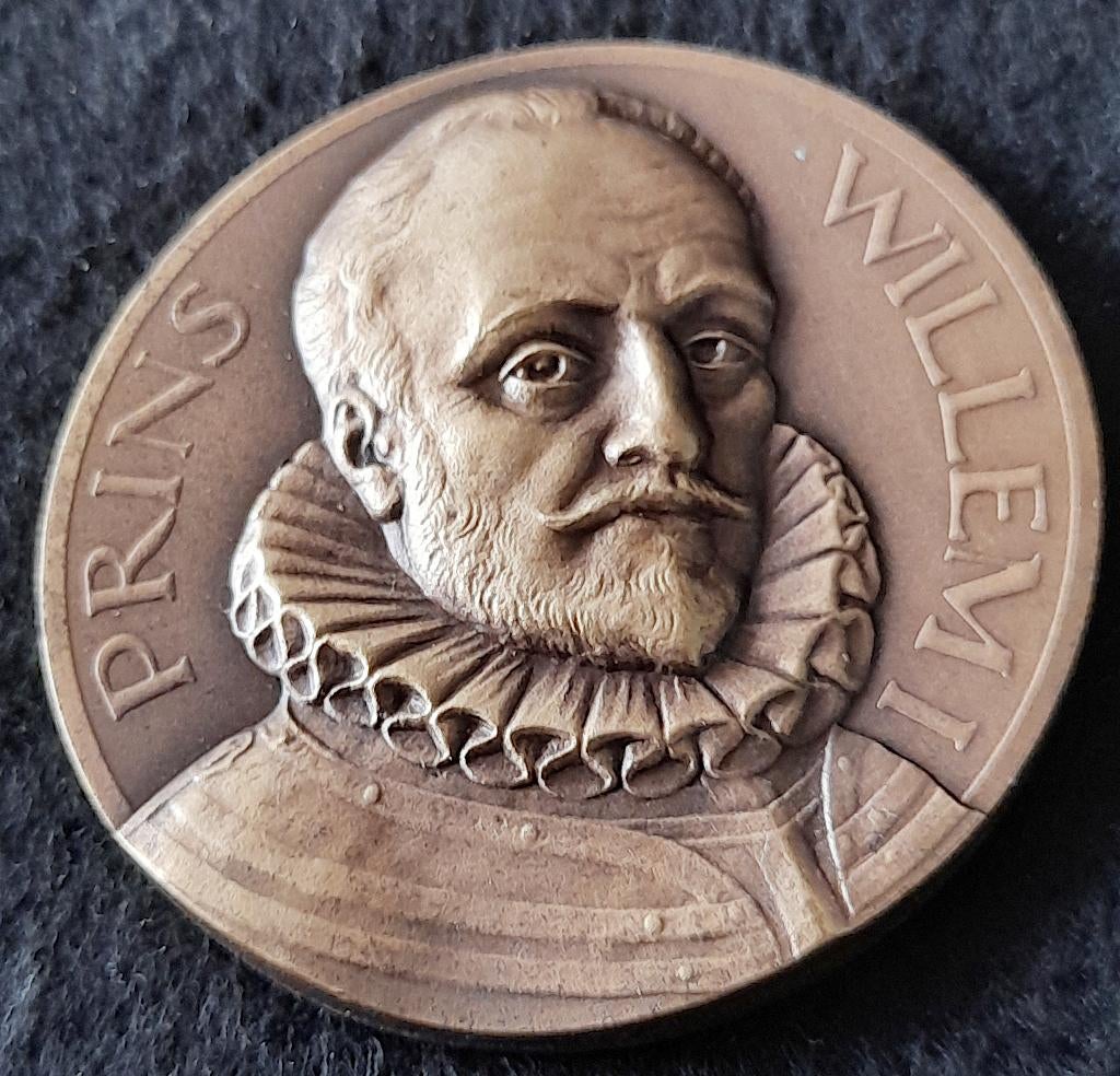 Bronzen penning Prins Willem I Vader des Vaderlands, Postzegels en Munten, Penningen en Medailles, Ophalen of Verzenden, Brons