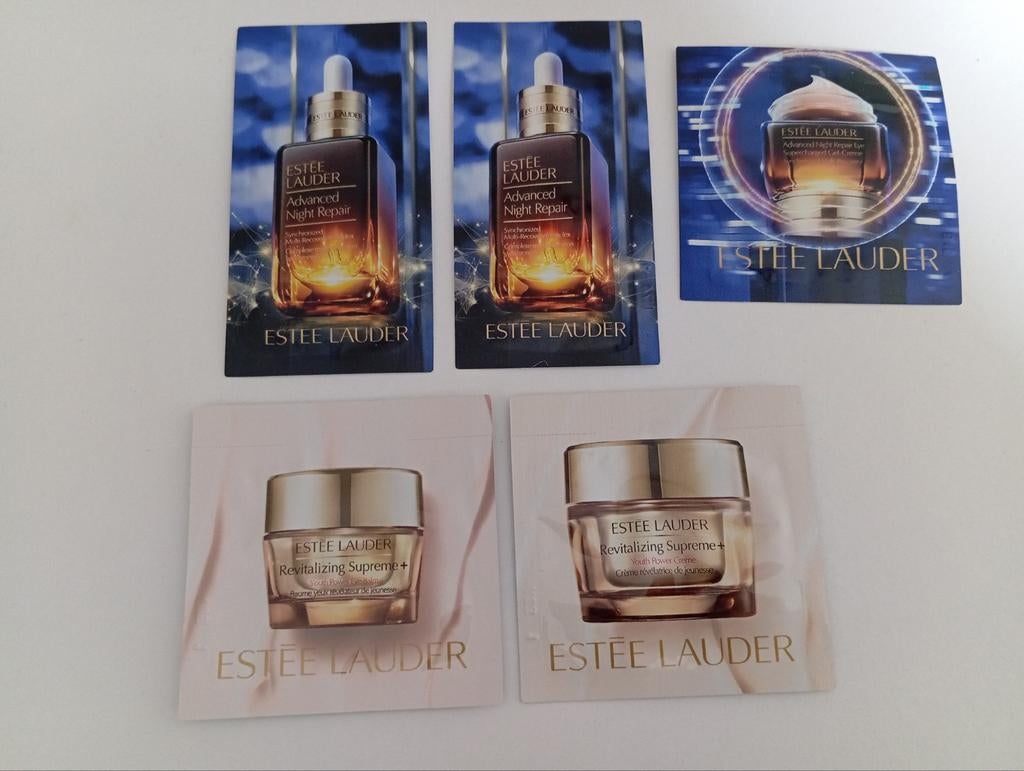 Nieuw Estee Lauder 5x samples Divers, Ophalen of Verzenden, Nieuw