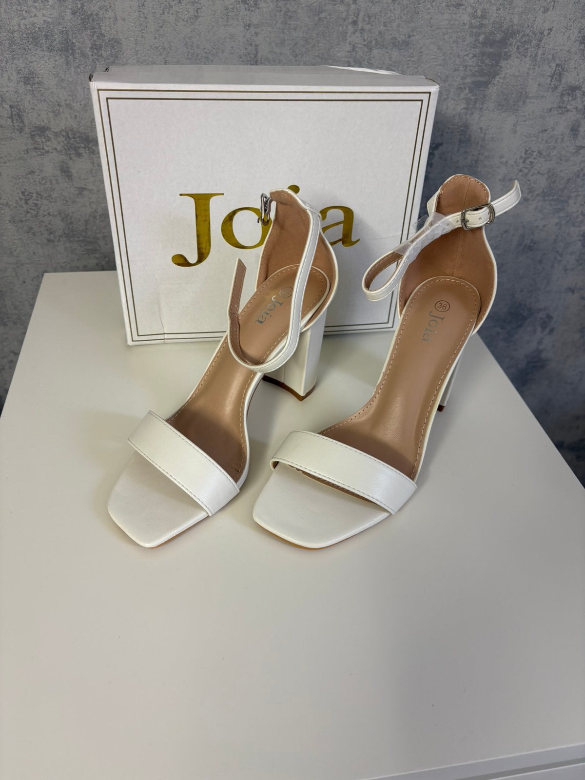 Dames schoenen, Kleding | Dames, Wit, Nieuw, Ophalen of Verzenden, Schoenen met hoge hakken