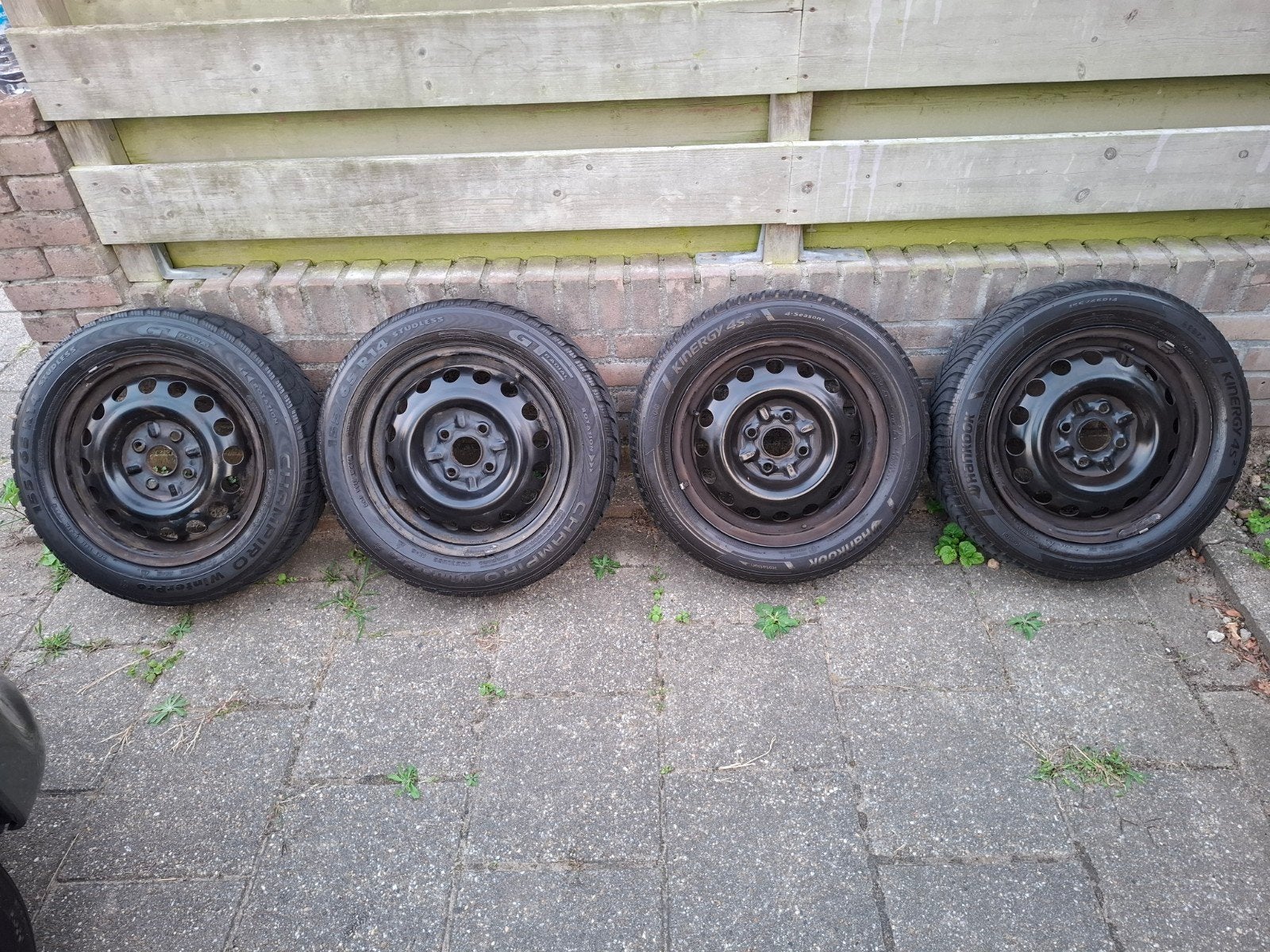 Stalen velgen met banden – C1 / 107 / Aygo - 30,- ophalen, Ophalen of Verzenden