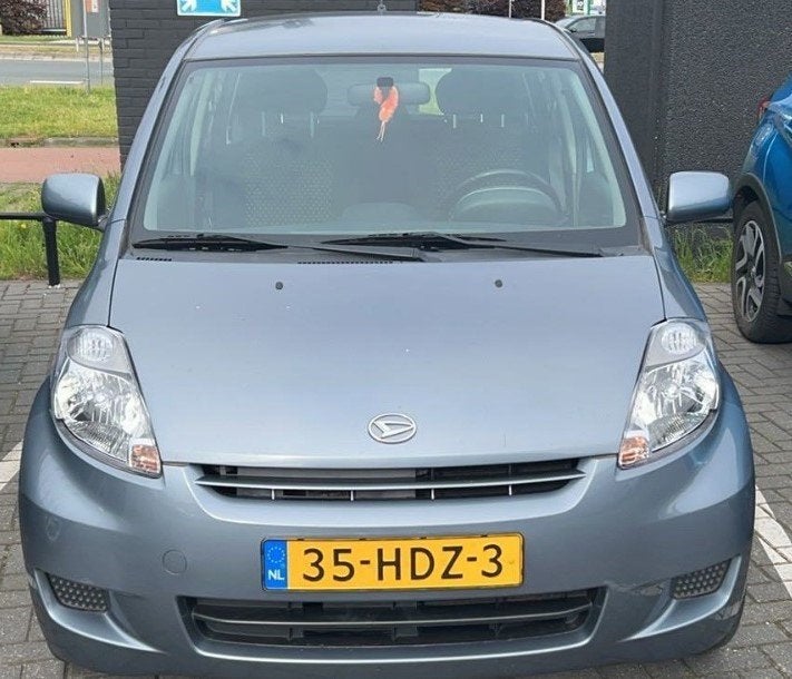 Daihatsu Sirion 2 1.3-16V Exclusive AUTOMAAT 5DRS HOGE INSTA, Auto's, Daihatsu, Stof, Gebruikt, 31 €/maand, 4 cilinders