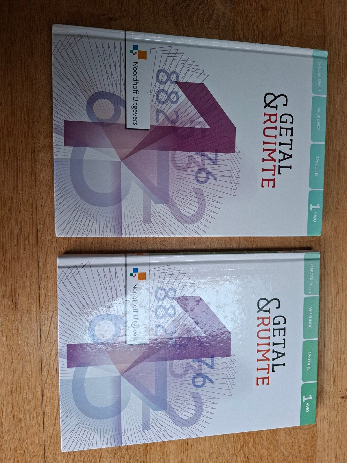 Getal & Ruimte VWO jaar 1, deel 1 en 2 (12e editie), Gelezen, VWO, Wiskunde A, Getal en Ruimte