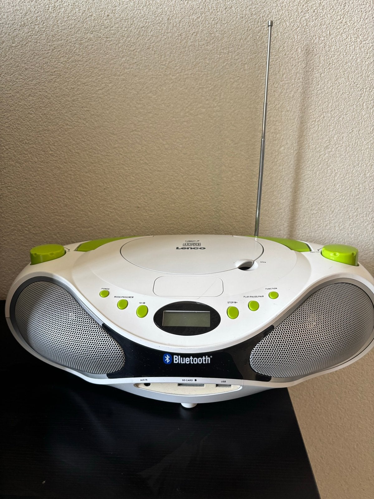 Lenco Radio/CD-speler met Bluetooth, USB, SD en AUX - ZGAN, Ophalen, Zo goed als nieuw, Radio, Met cd-speler