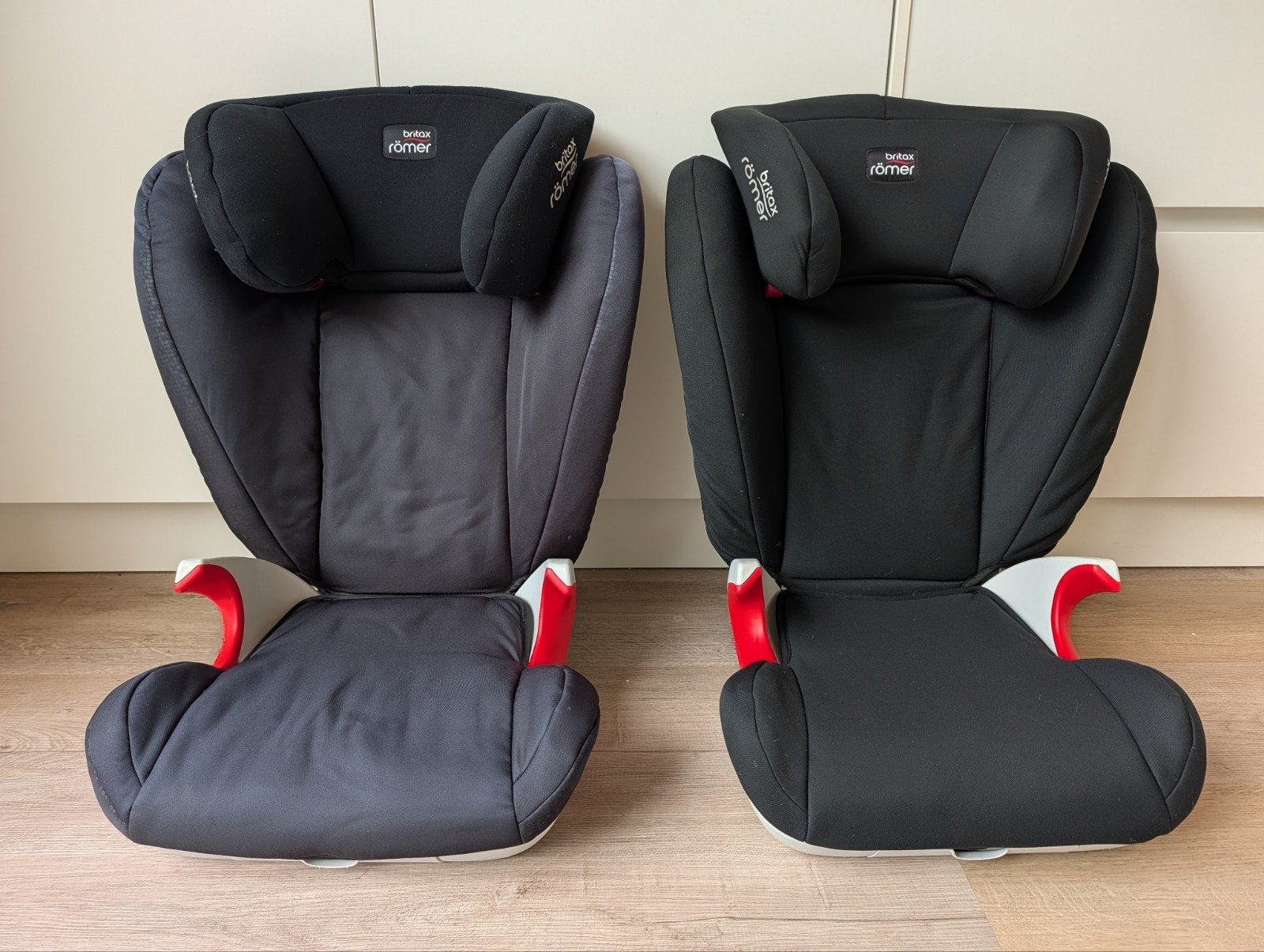 Twee zwarte Römer Kid 2 autostoelen, 15 t/m 36 kg, Ophalen, Overige merken, Gebruikt
