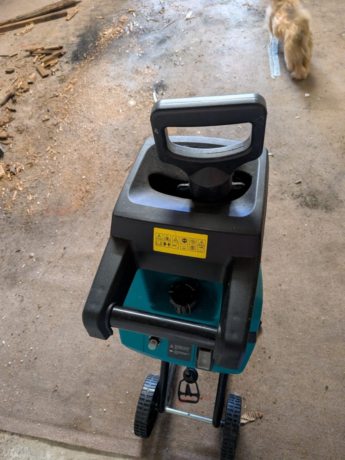 VONROC Hakselaar 2500W - Elektrische Tuinhakselaar, Ophalen, Gebruikt, Elektrisch, VONROC