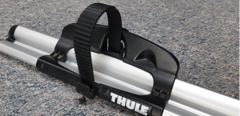 Thule OutRide 561 fietsendrager voorvork montage, Ophalen, Thule Sweden AB, Zo goed als nieuw, Dakdrager
