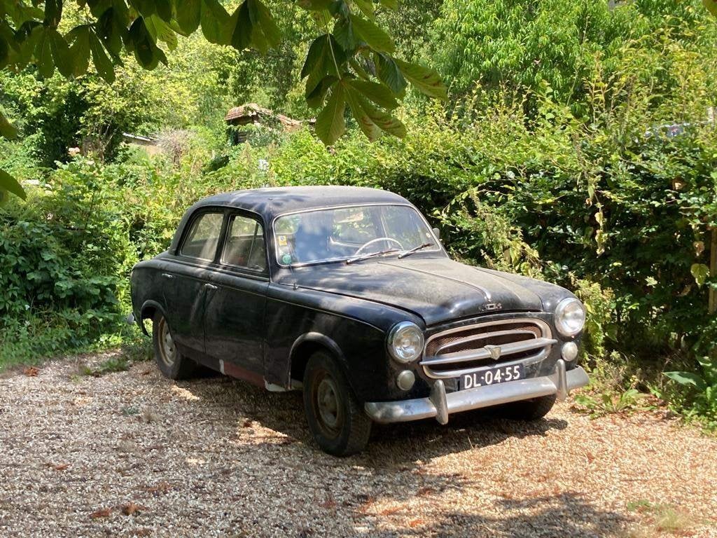 Peugeot 1959 Zwart, Auto's, Peugeot, Particulier, Overige modellen, Benzine, Sedan, Handgeschakeld, Geïmporteerd, Zwart, Stof