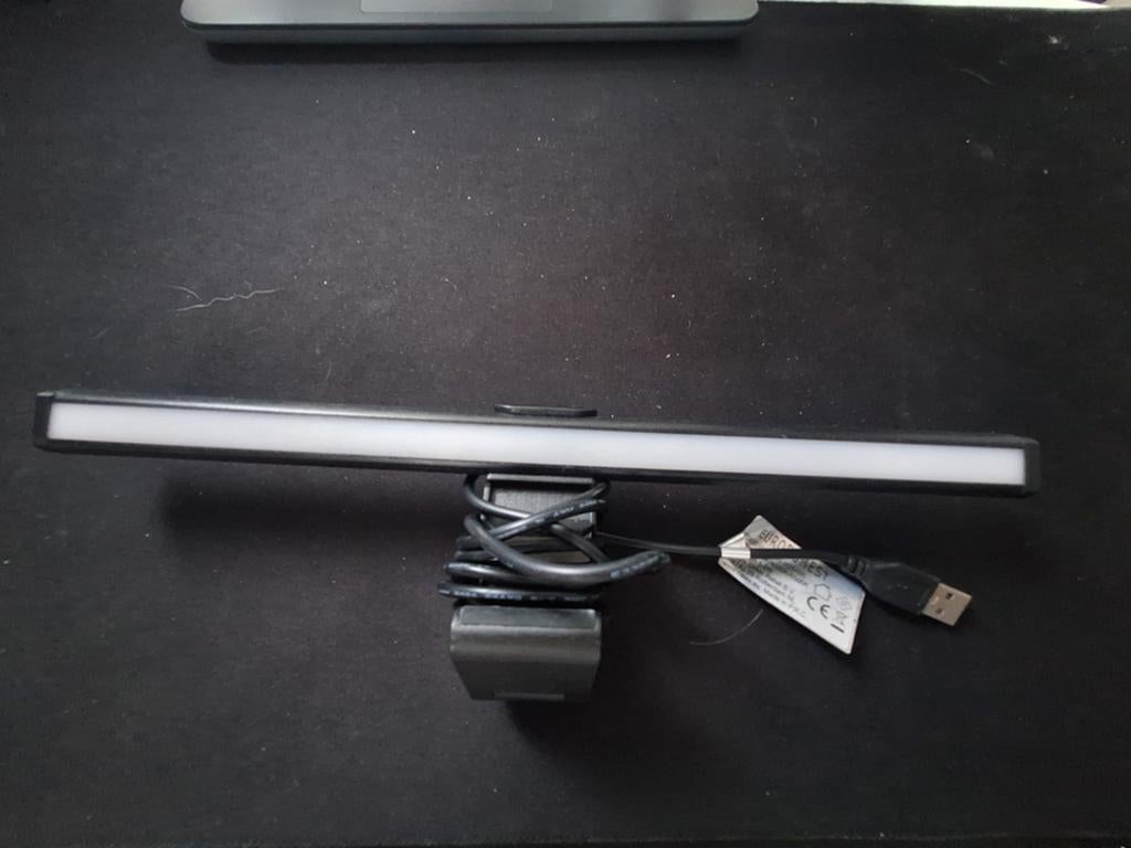 Pc Monitor lightbar, Ophalen, Zo goed als nieuw