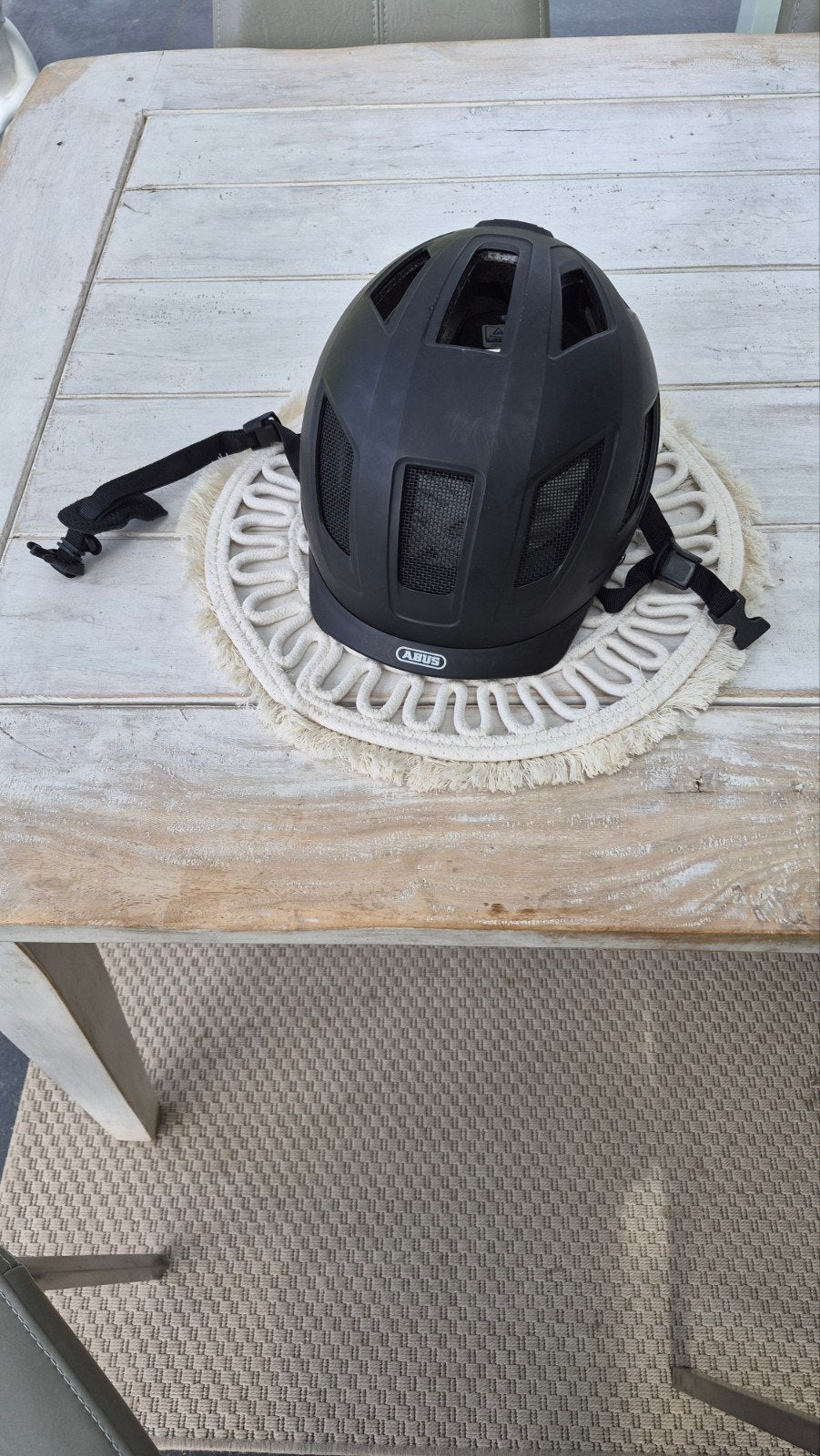 ABUS Hyban 2.0 Fietshelm - Maat M - Zo goed als nieuw, Fietsen en Brommers, M, Ophalen of Verzenden, Zo goed als nieuw, ABUS