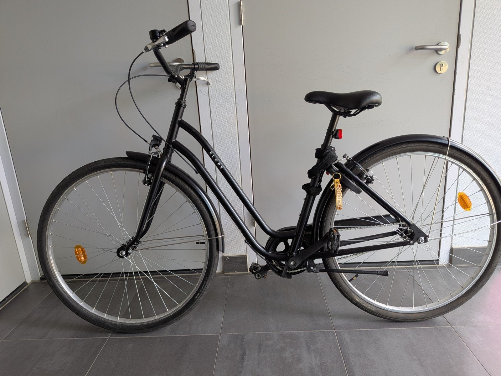 Decathlon Elops B'twin 100 Stadsfiets 26 inch - Zwart, Terugtraprem, Minder dan 47 cm, Ophalen, Overige merken