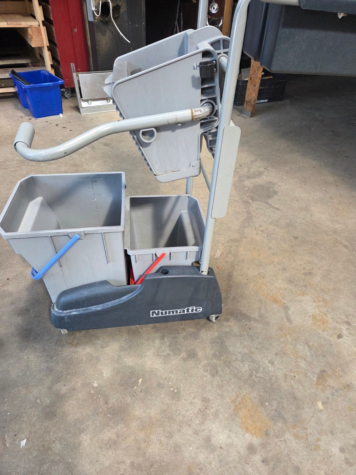 Numatic Schoonmaaktrolley - Compleet en Robuust, Ophalen