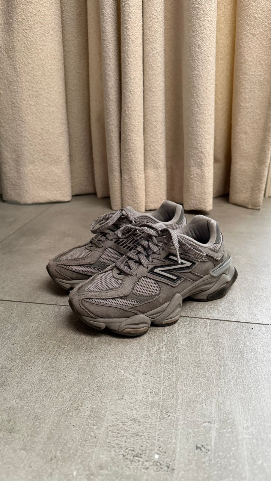 New Balance 9060, Kleding | Dames, Verzenden, Zo goed als nieuw, Sneakers of Gympen